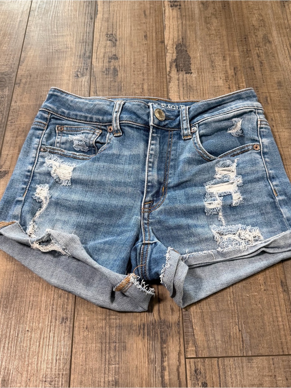 American Eagle Hi-Rise Shortie Distressed Denim Jean Shorts Medium Wash Size 2